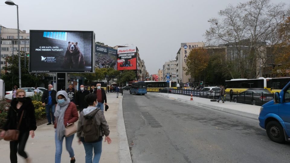 ISTANBUL BEŞİKTAŞ MEYDAN -1