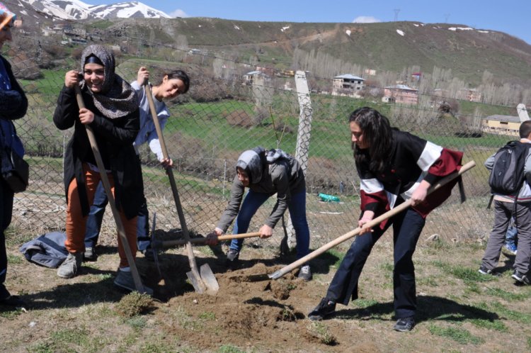 Haytap 2013 Takvim Geliri Tatvan’da ..Kendini Finanse Eden Proje